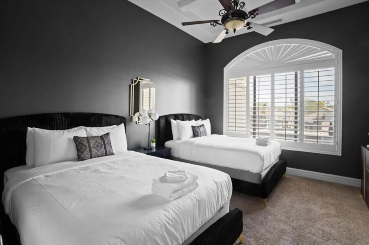 Luxury Mansion, Heated Pool And Spa, Pickleball, Batting Cage, 2 Game Rooms, Speakeasy Scottsdale 0*,