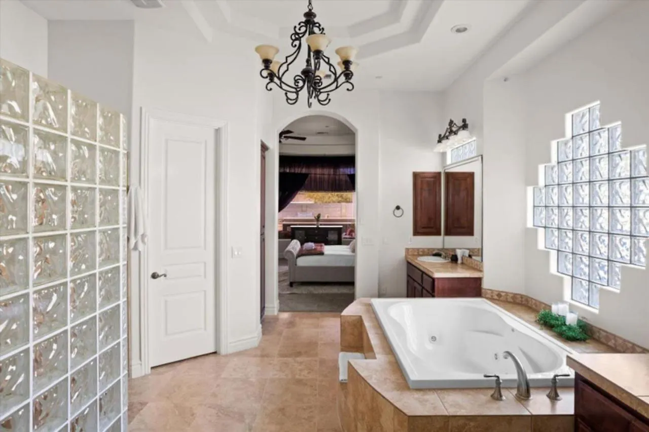 Luxury Mansion, Heated Pool And Spa, Pickleball, Batting Cage, 2 Game Rooms, Speakeasy Scottsdale Stany Zjednoczone Ameryki
