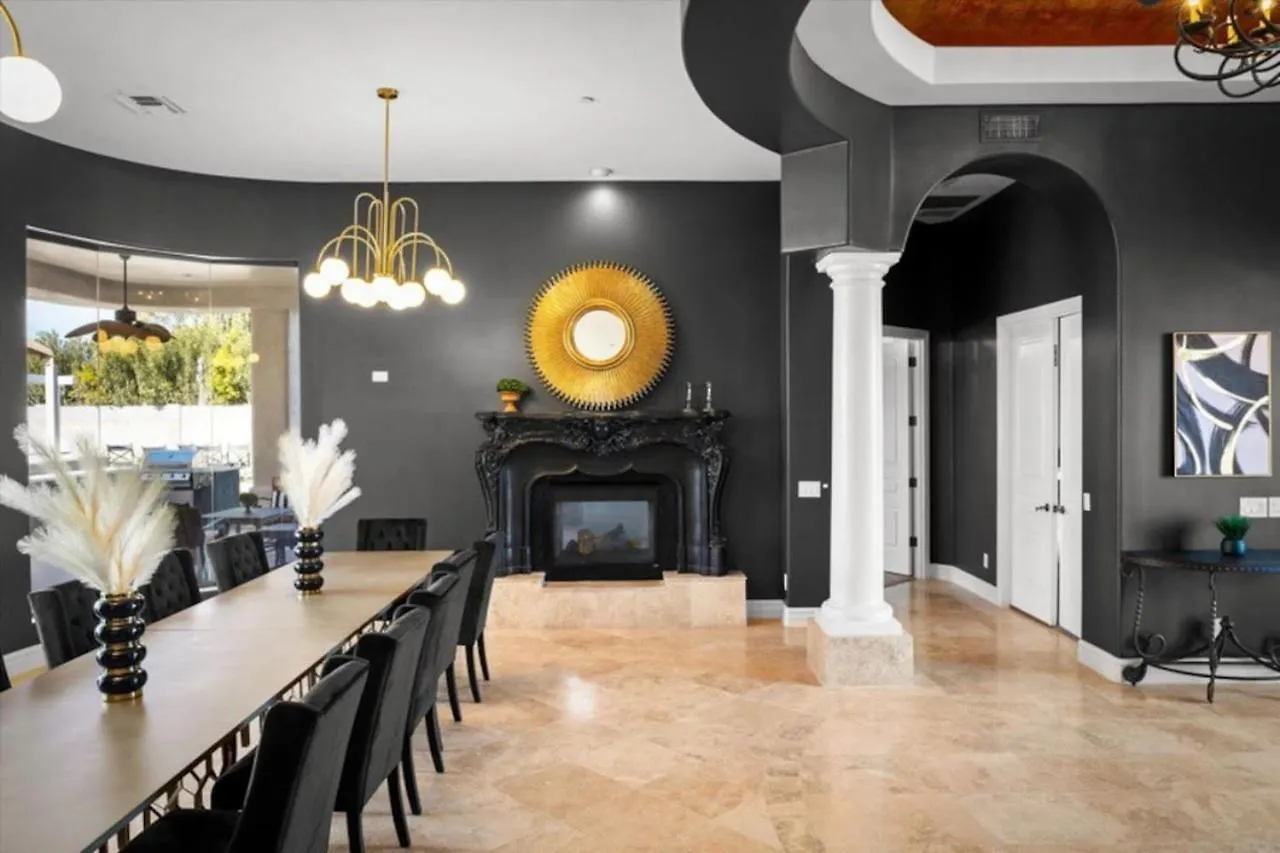 Luxury Mansion, Heated Pool And Spa, Pickleball, Batting Cage, 2 Game Rooms, Speakeasy Scottsdale Stany Zjednoczone Ameryki