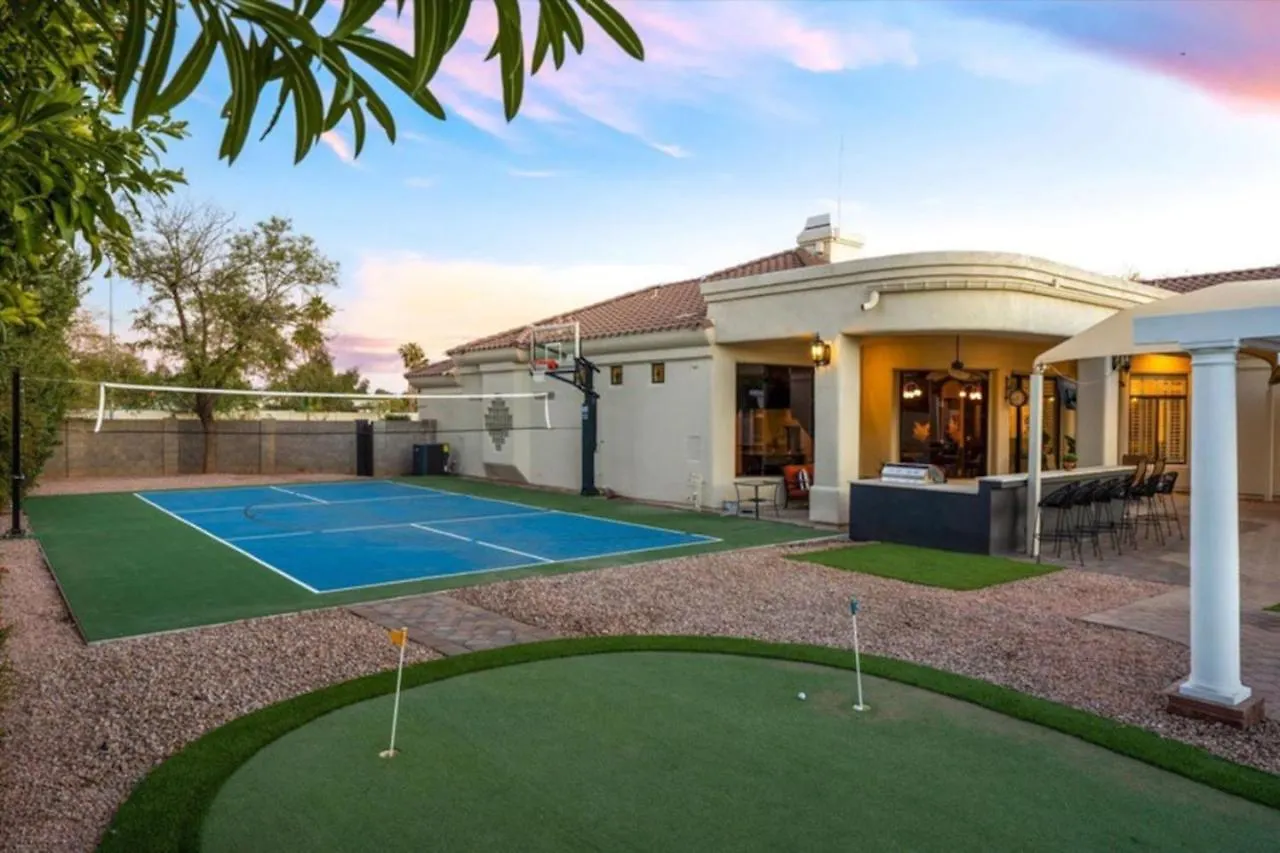 Luxury Mansion, Heated Pool And Spa, Pickleball, Batting Cage, 2 Game Rooms, Speakeasy Scottsdale Dom wakacyjny